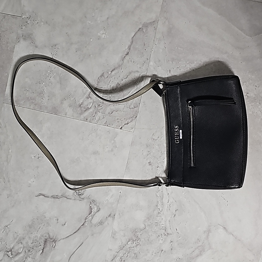 Guess crossbody